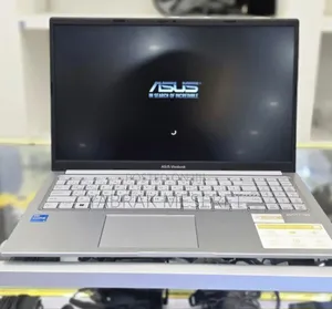 New Laptop Asus VivoBook 15 X505BA 8GB Intel Core I5 SSD 512GB
