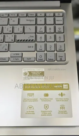 New Laptop Asus VivoBook 15 X505BA 8GB Intel Core I5 SSD 512GB