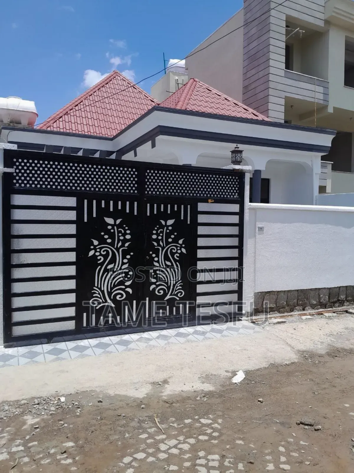 Furnished 3bdrm Villa in Wosene, Yeka for sale