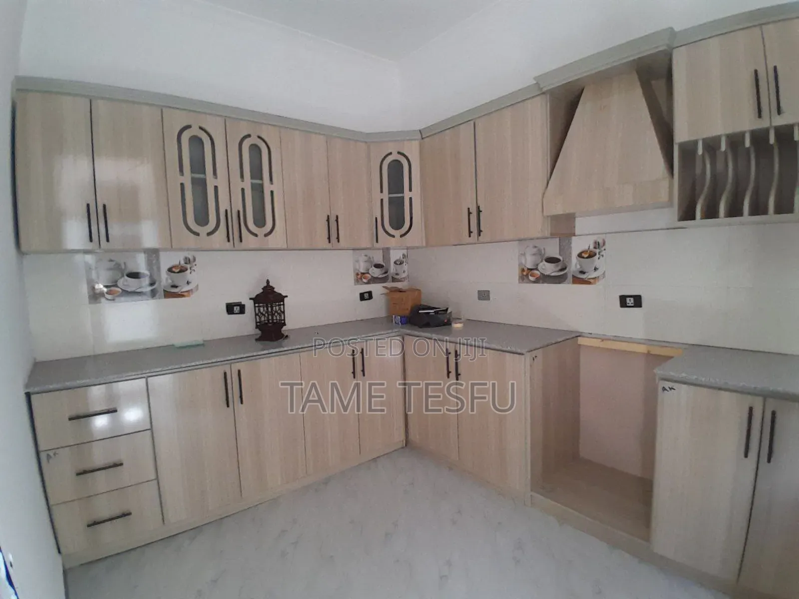 Furnished 3bdrm Villa in Wosene, Yeka for sale