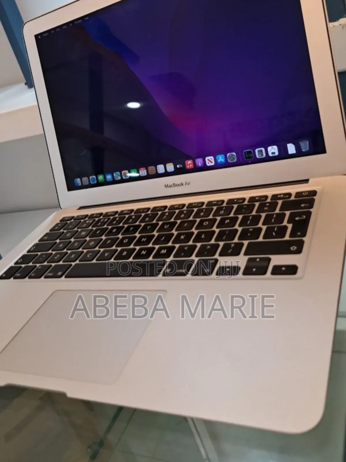 New Laptop Apple MacBook Air 2017 8GB Intel Core I5 SSD 256GB