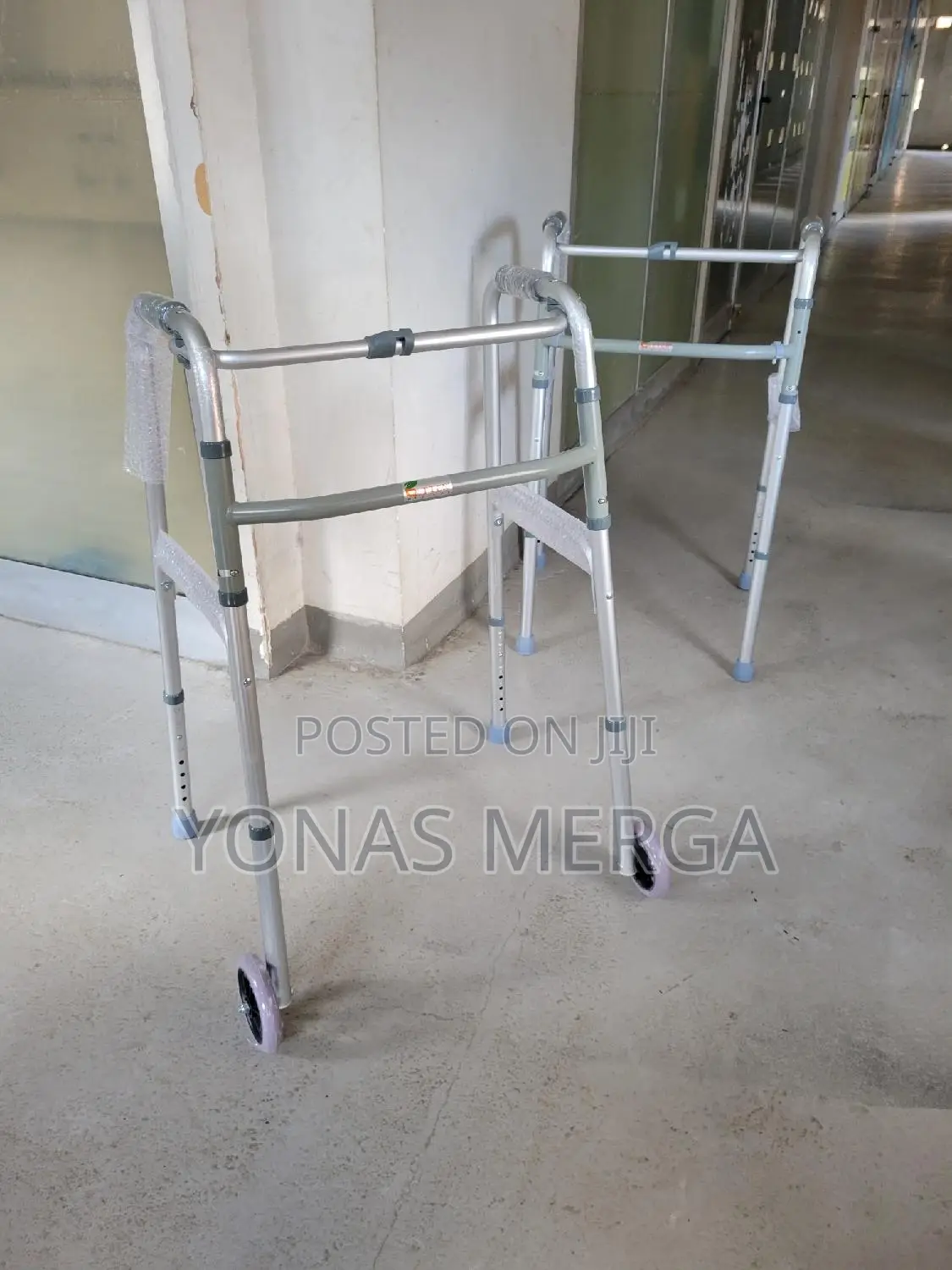 Walker for Young/Walker Offering Full Support for Elderly.