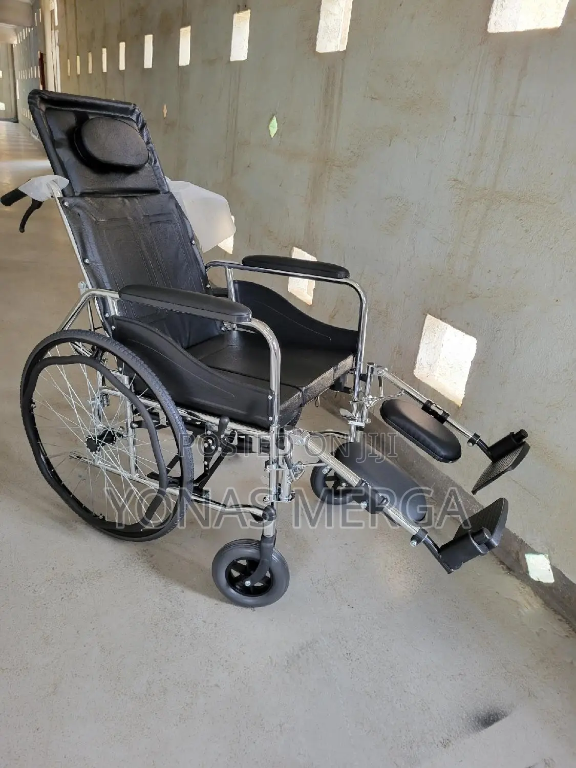 Wheelchair Self-Propelled Mobile Transport፸≡ዊልቼር፯%Wheelchair
