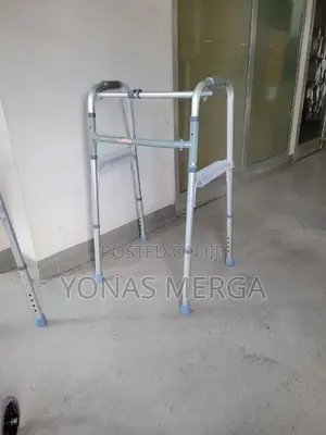 Aluminum Walker/Walkerfeature Ensures Proper Load Bearing.