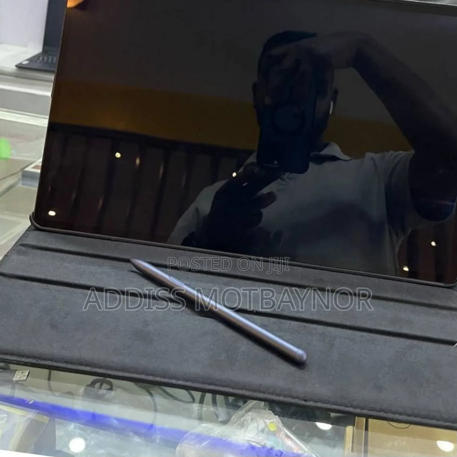 New Samsung Galaxy Book3 360 15 NP750QFG 12GB Intel Atom SSD 256GB