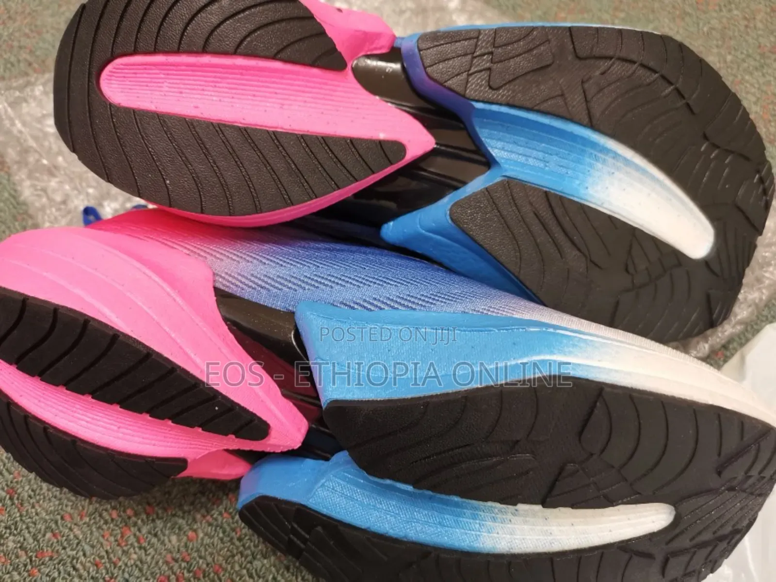 Lightweight Breathable Running Shoes, Unisex [Preorder]