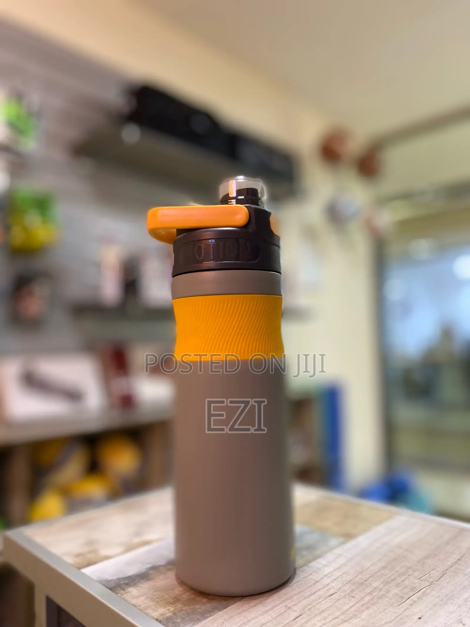 Motion Protein Shaker Mug