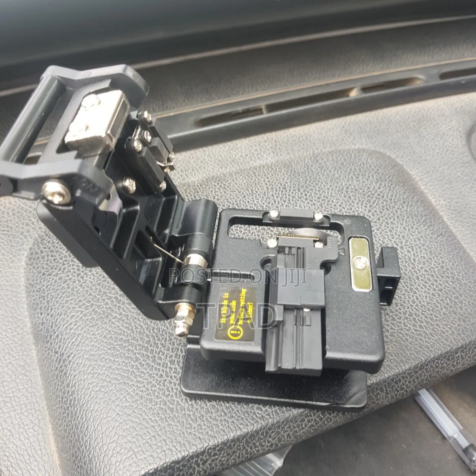 Optical Fiber Splicing Cleaver