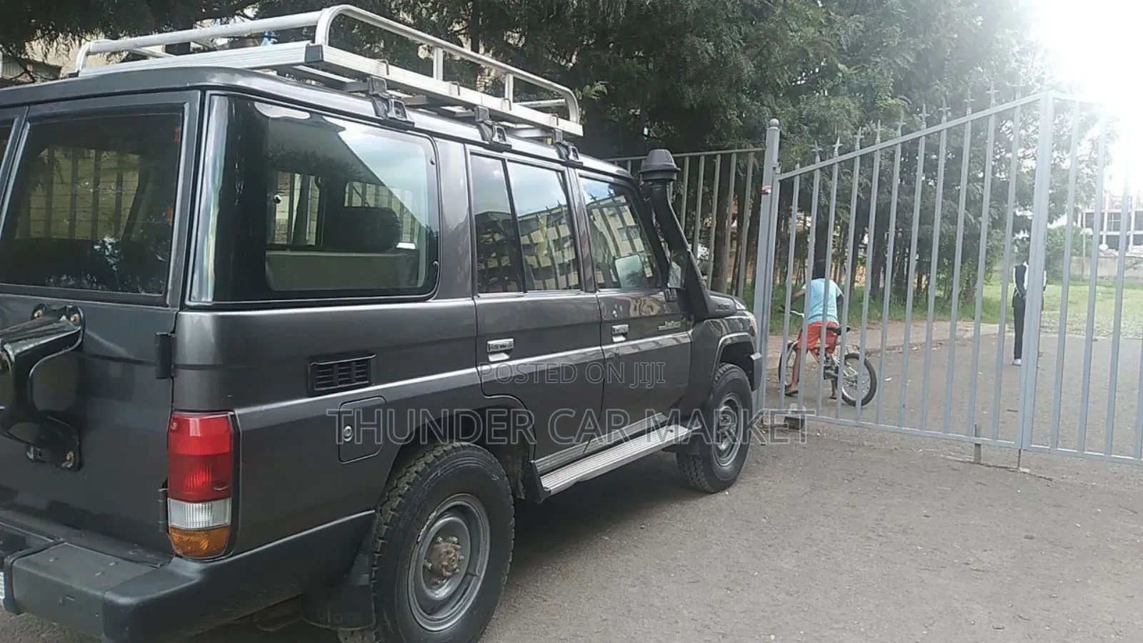 Toyota Land Cruiser 2016 Black