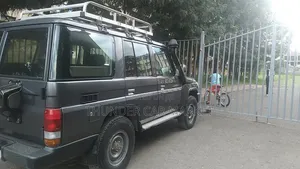 Toyota Land Cruiser 2016 Black