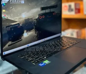 New Laptop Asus ROG Zephyrus G15 40GB Intel Core I7 SSD 512GB