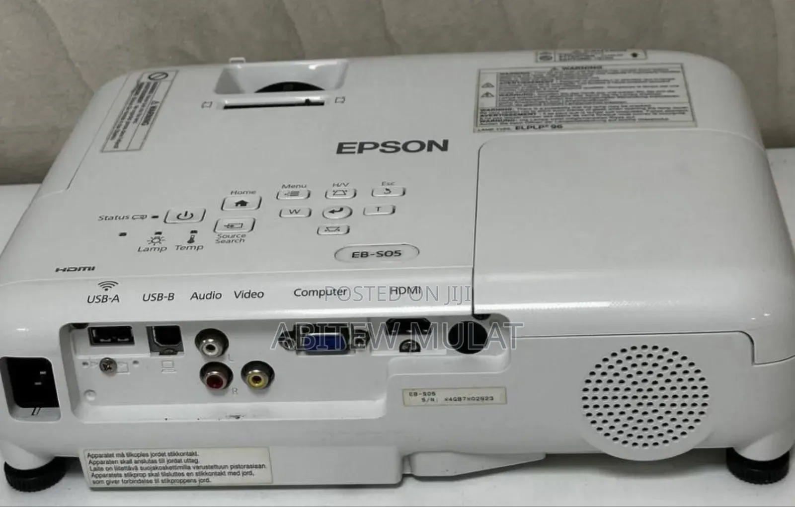 Epson EB- S05 Projector
Display Type :3LCD
Colour Light