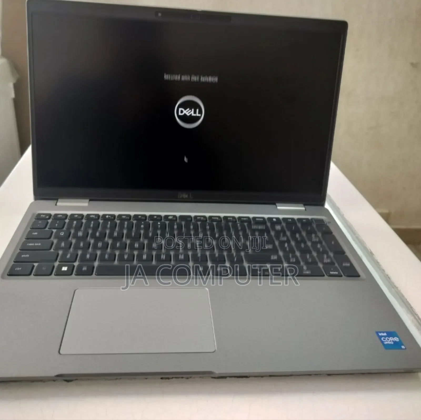 New Laptop Dell Latitude 5310 16GB Intel Core I5 SSD 256GB
