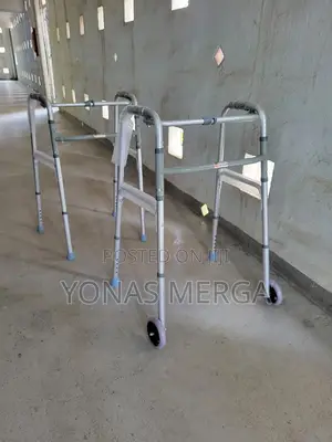 Photo - Walker/Walker Vinyl Contoured Hand Grips for Maximum Comfort