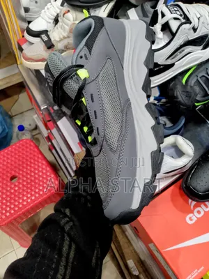 Colombia Good Quality Snaeker