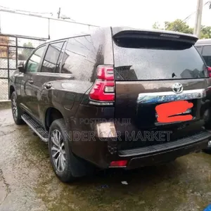 Toyota Land Cruiser Prado 2022 Burgundy