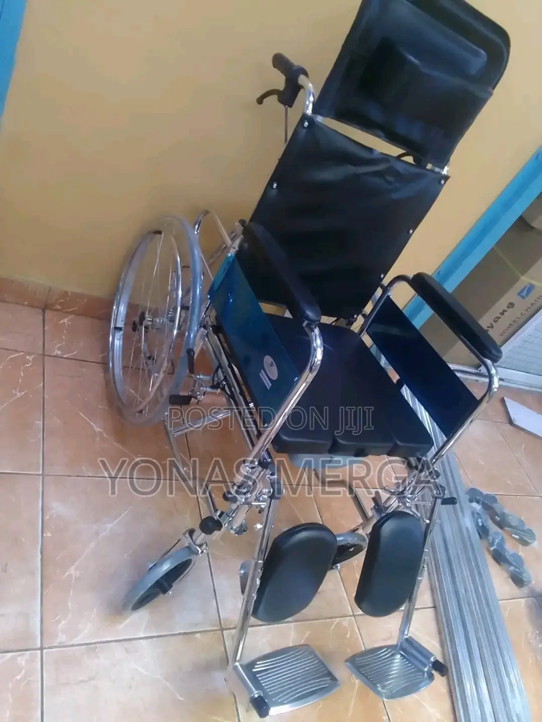Reclining Wheelchair With Commode፭€Wm-520-Folding Wheelchair
