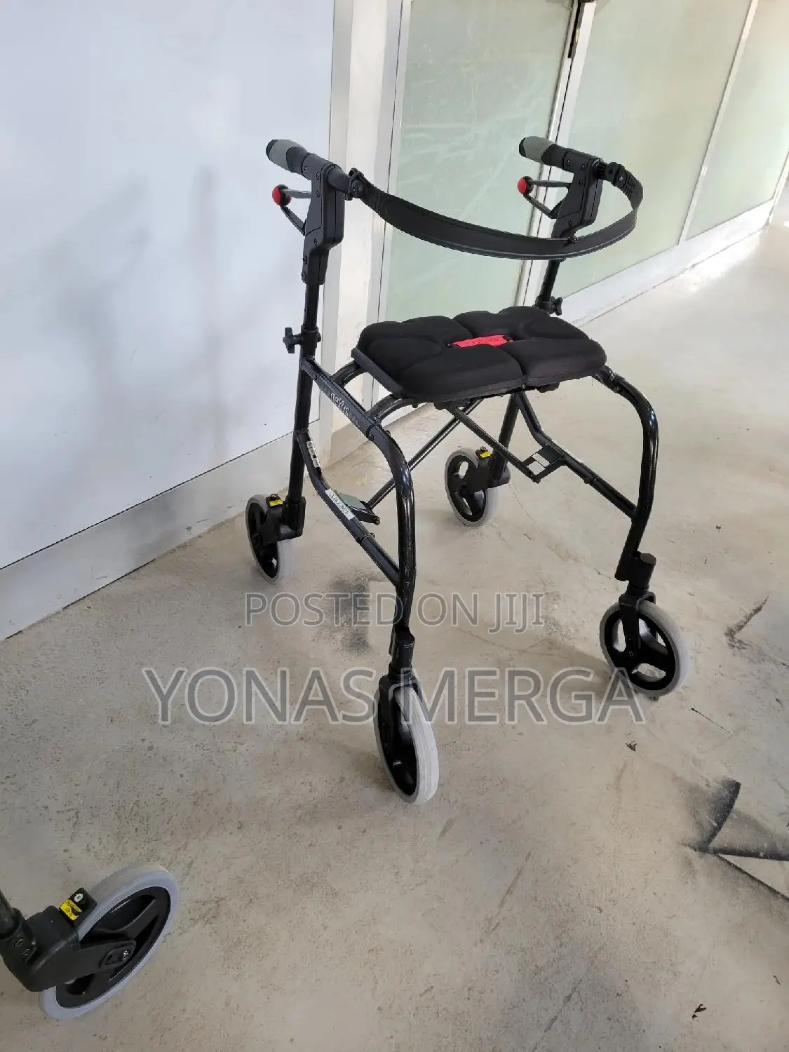 Walker/Walker LIKE NEW Human Care Nexus III Rollator
