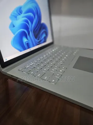 New Laptop Microsoft Surface Book 3 32GB Intel Core I7 SSD 512GB