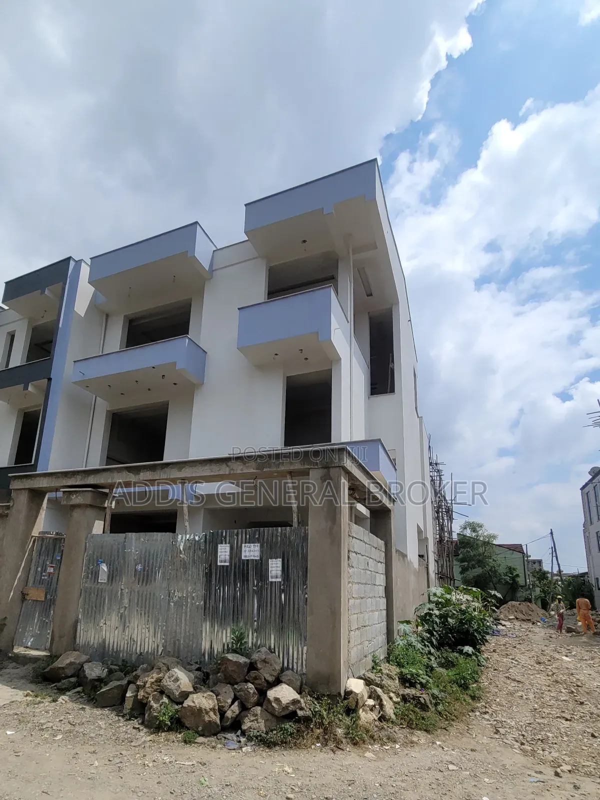 7bdrm House in ቦሌ ቡልቡላ, Bole for sale