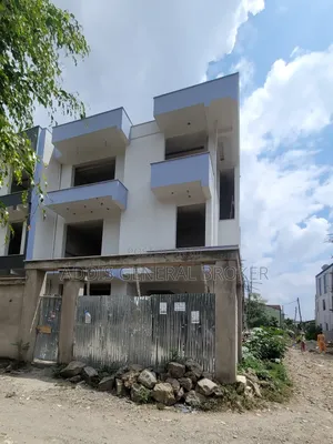 7bdrm House in ቦሌ ቡልቡላ, Bole for sale