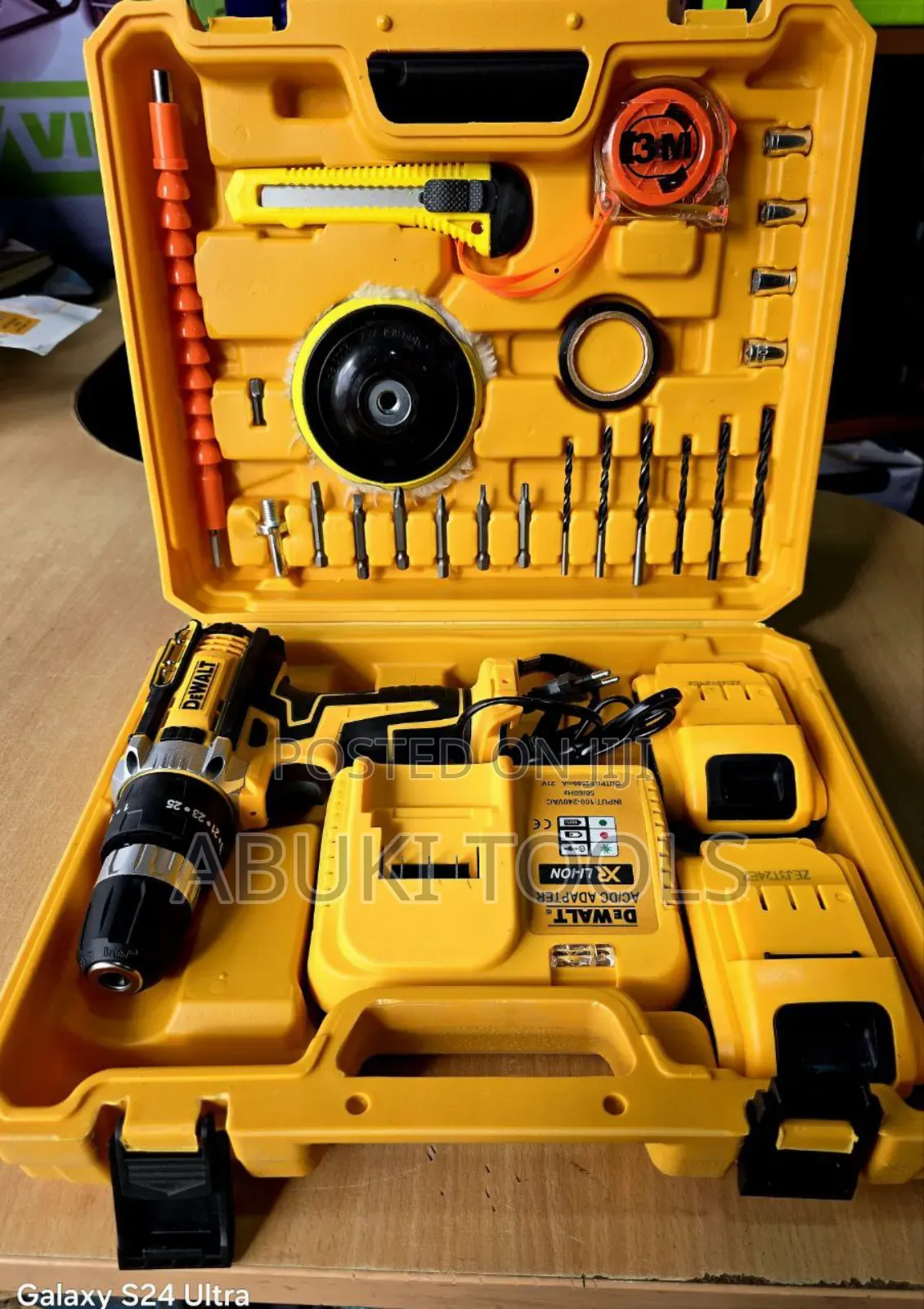 Dewalt Charger Drill