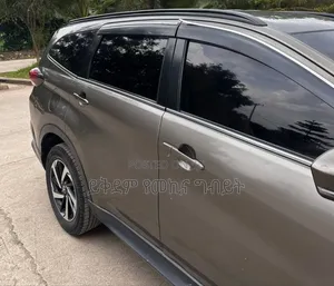 Toyota Rush 1.5 RWD 2019 Gray