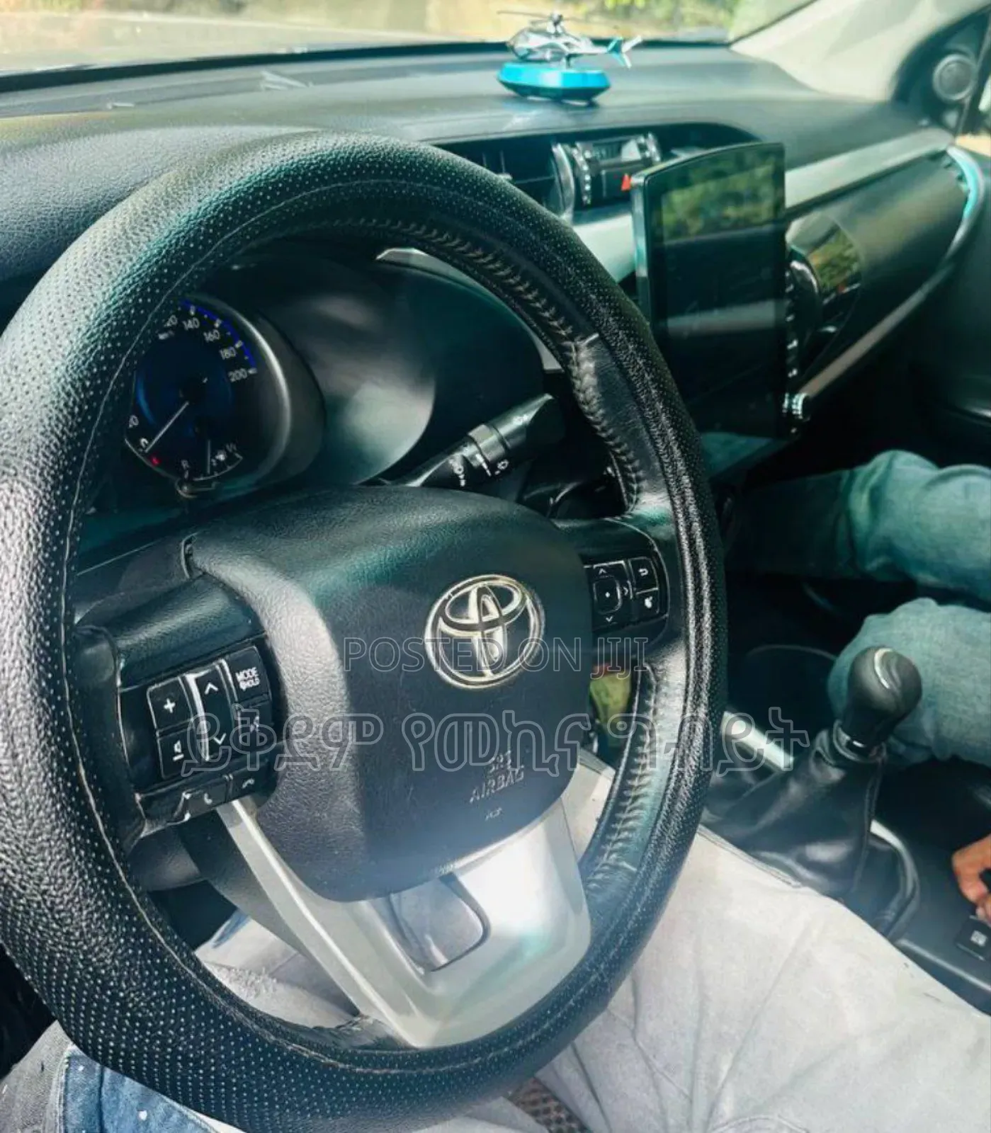 Toyota Hilux 2017 Gray