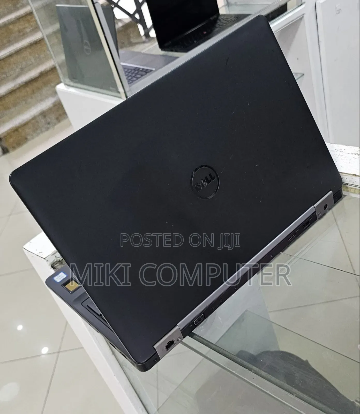 New Laptop Dell Precision 15 3520 16GB Intel Core I7 SSD 512GB