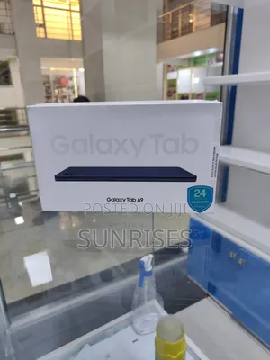 Photo - New Samsung Galaxy Tab A8 10.5 (2021) 4 GB Black