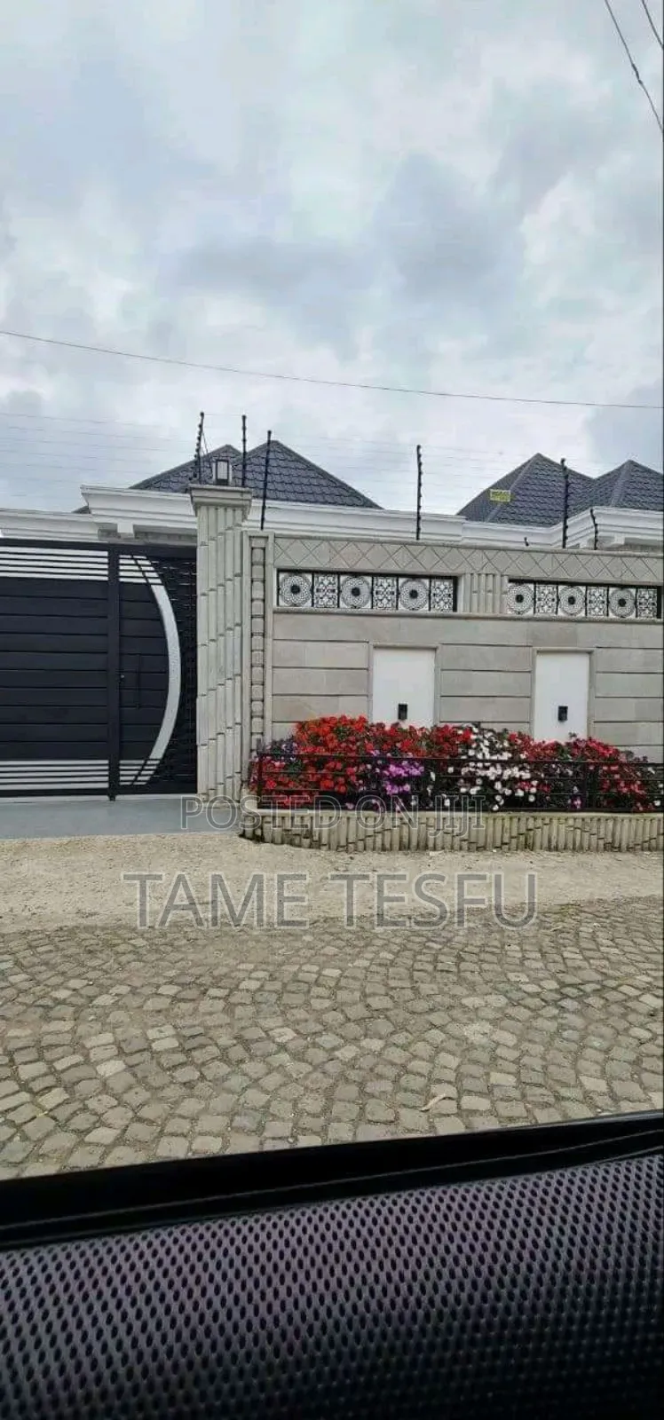 Furnished 4bdrm Villa in Wosene, Yeka for sale