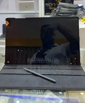 Photo - New Samsung Galaxy Tab S8 Ultra 256 GB