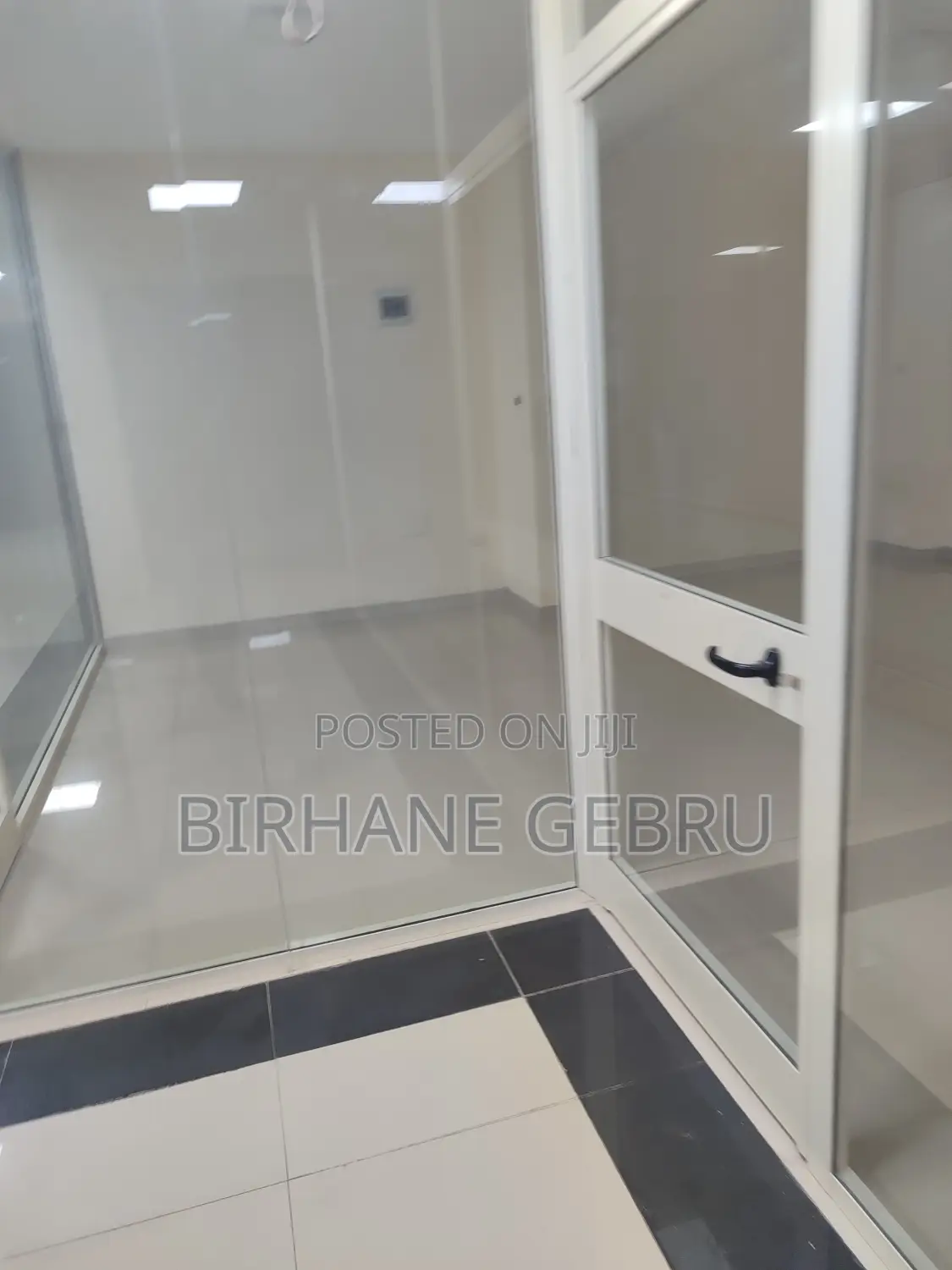 1bdrm Block of Flats in Luxury Apartment, Bole for rent