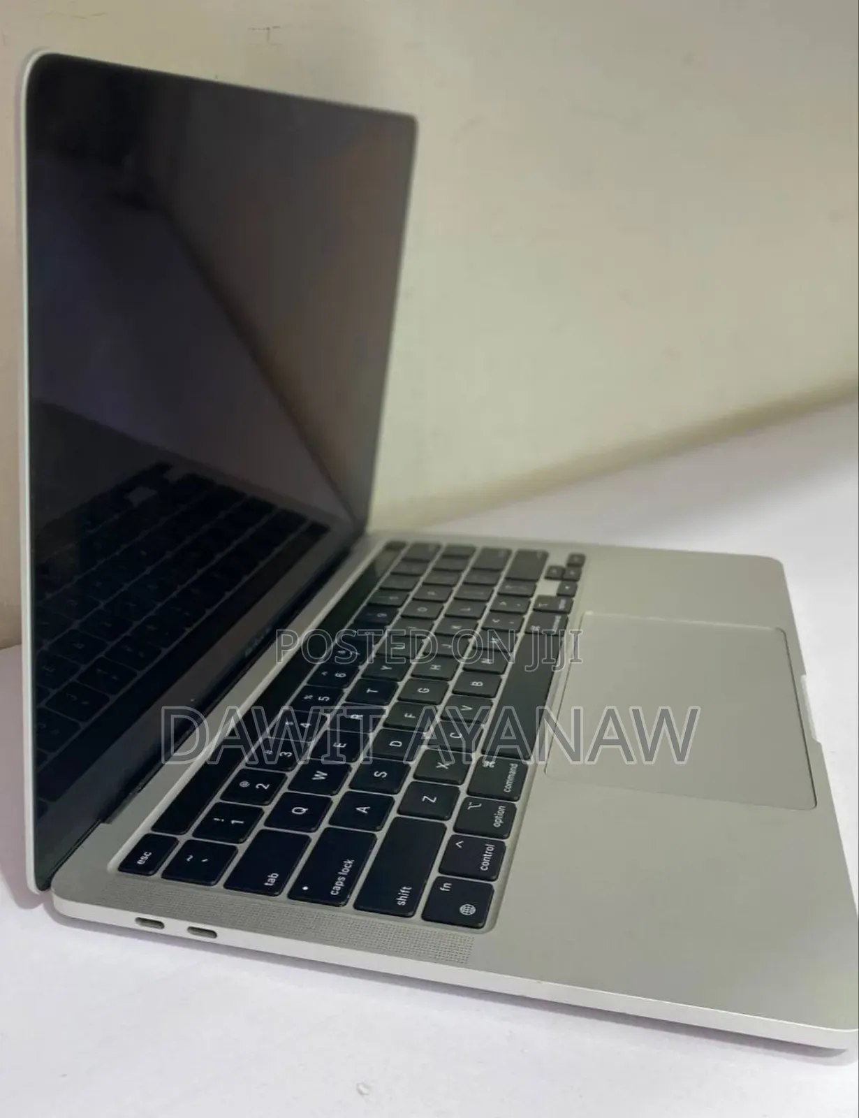 New Laptop Apple MacBook 8GB Apple M2 SSD 512GB
