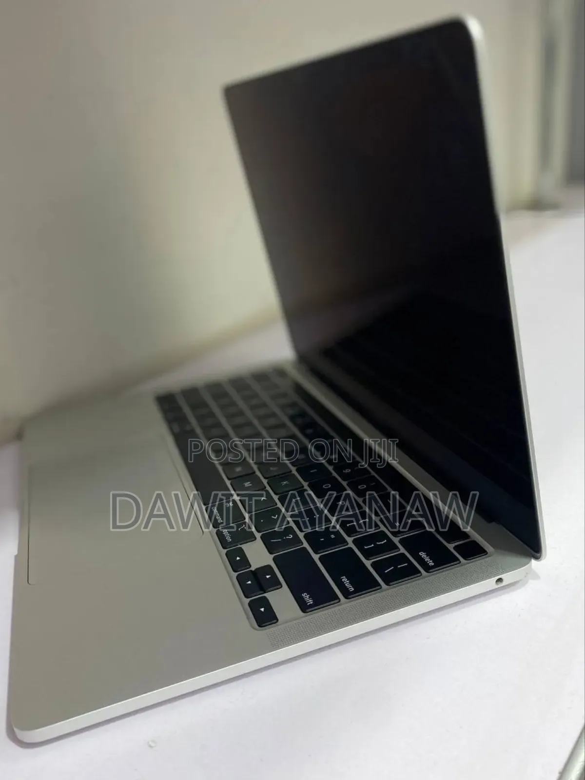 New Laptop Apple MacBook 8GB Apple M2 SSD 512GB