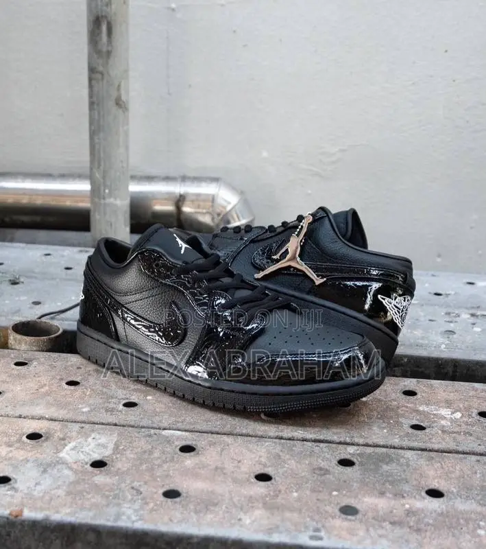 Original Jordan Low Se Black 