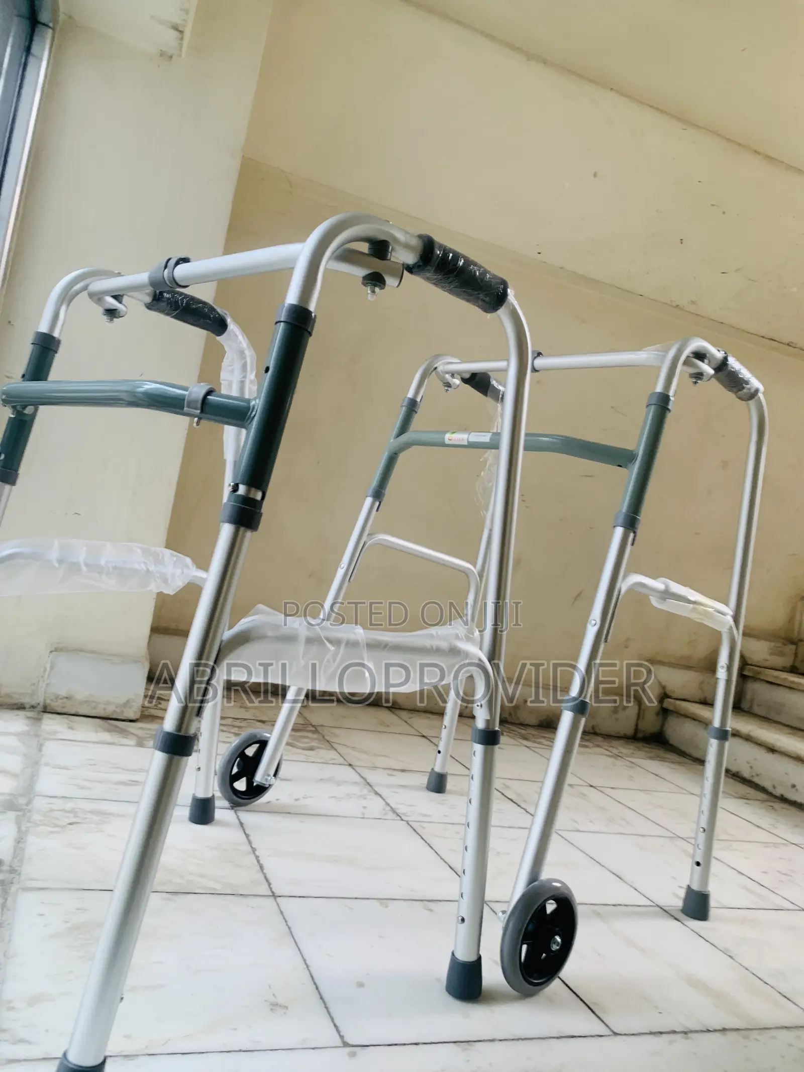 Walking Aid4;4walker7)6walker7$7walking Aid6)5(Walker)Walker