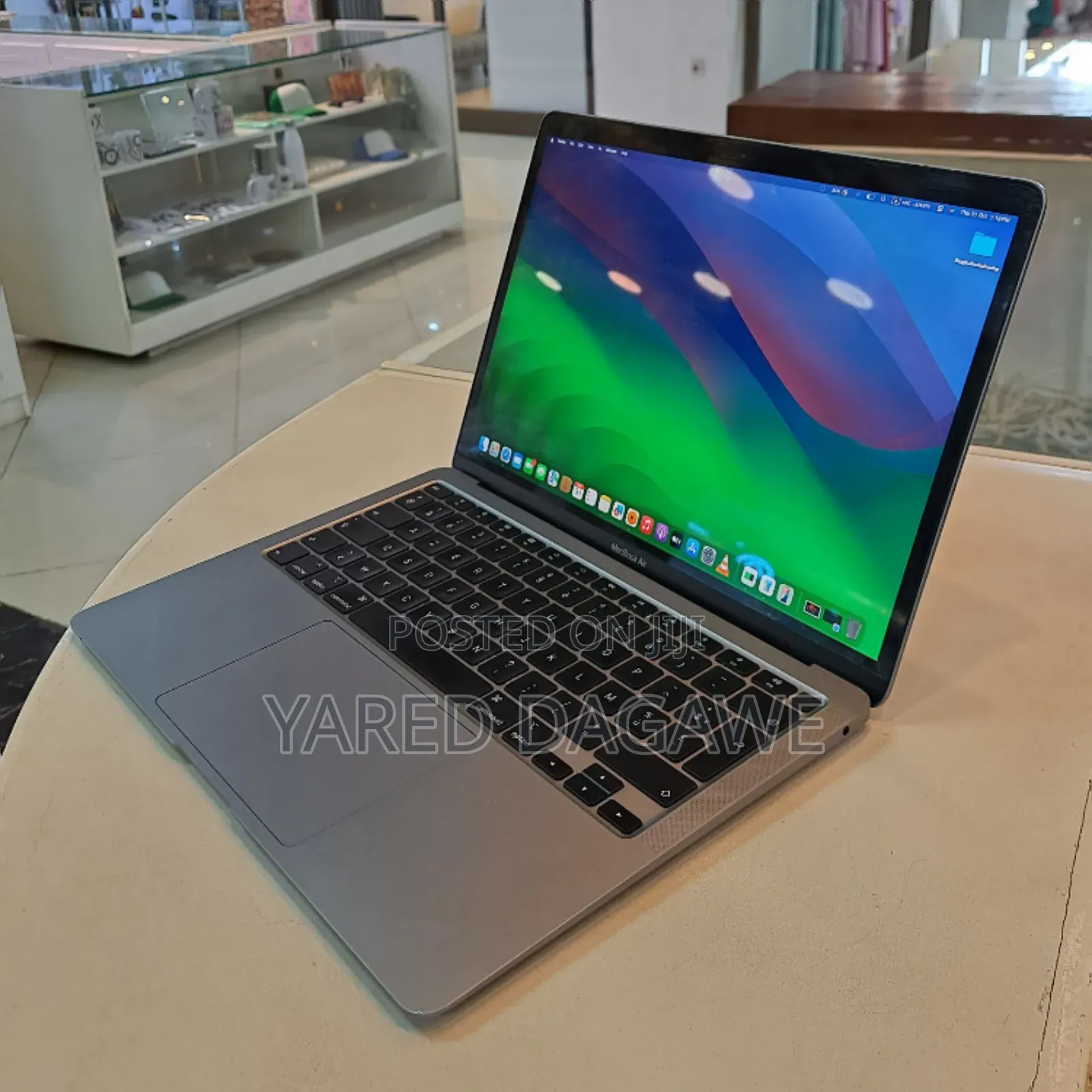 New Laptop Apple MacBook Air 2020 8GB Intel Core I5 SSD 256GB