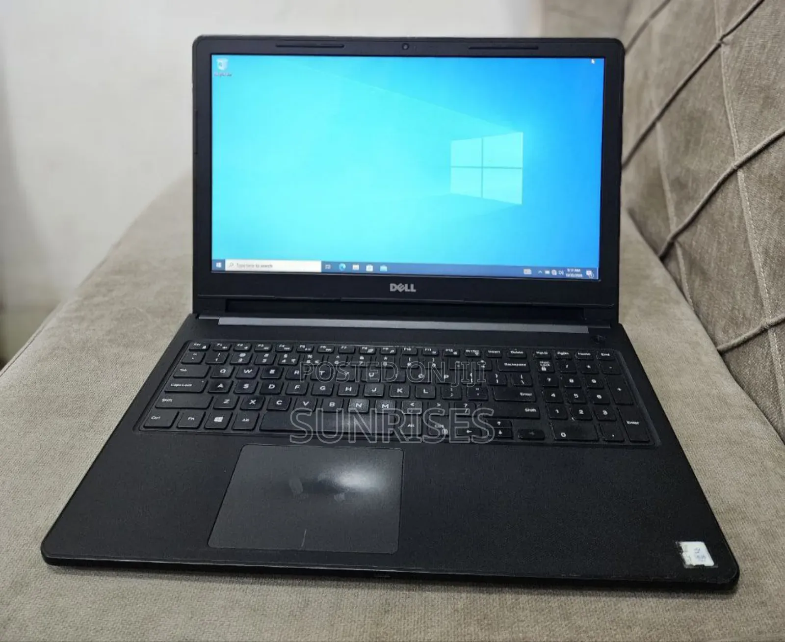 New Laptop Dell Vostro DVCI315 8GB Intel Core I5 HDD 1T
