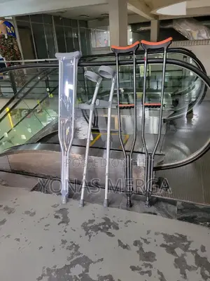 Photo - New Bilateral Crutches፪≡Crutches፸4⁄5crutches፼μcrutches