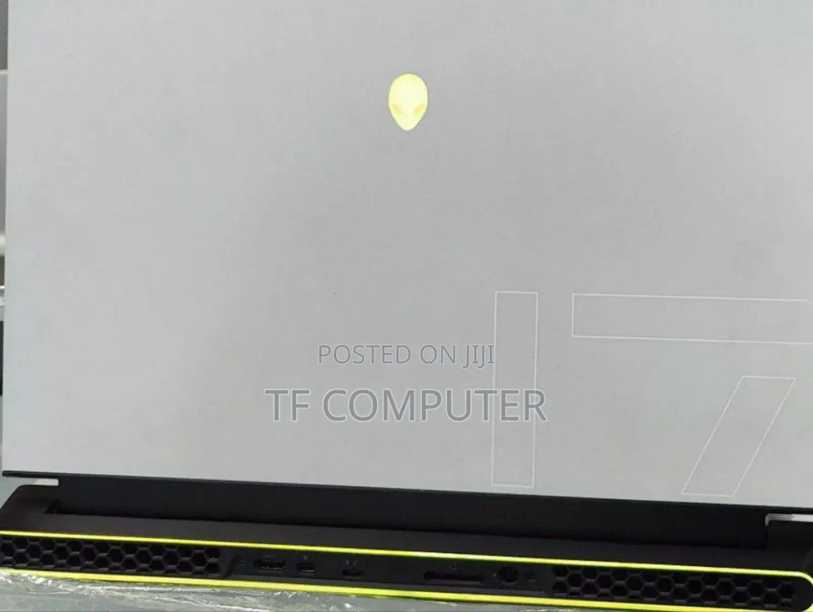 New Laptop Alienware M17x R2 32GB Intel Core I7 SSD 1.5T