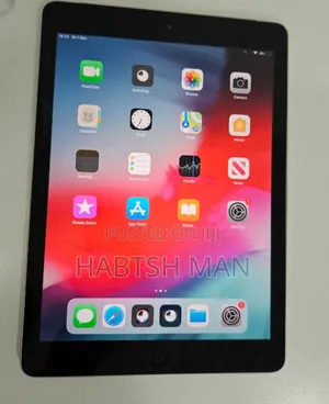 Photo - New Apple iPad Pro 11 (2021) 64 GB Silver