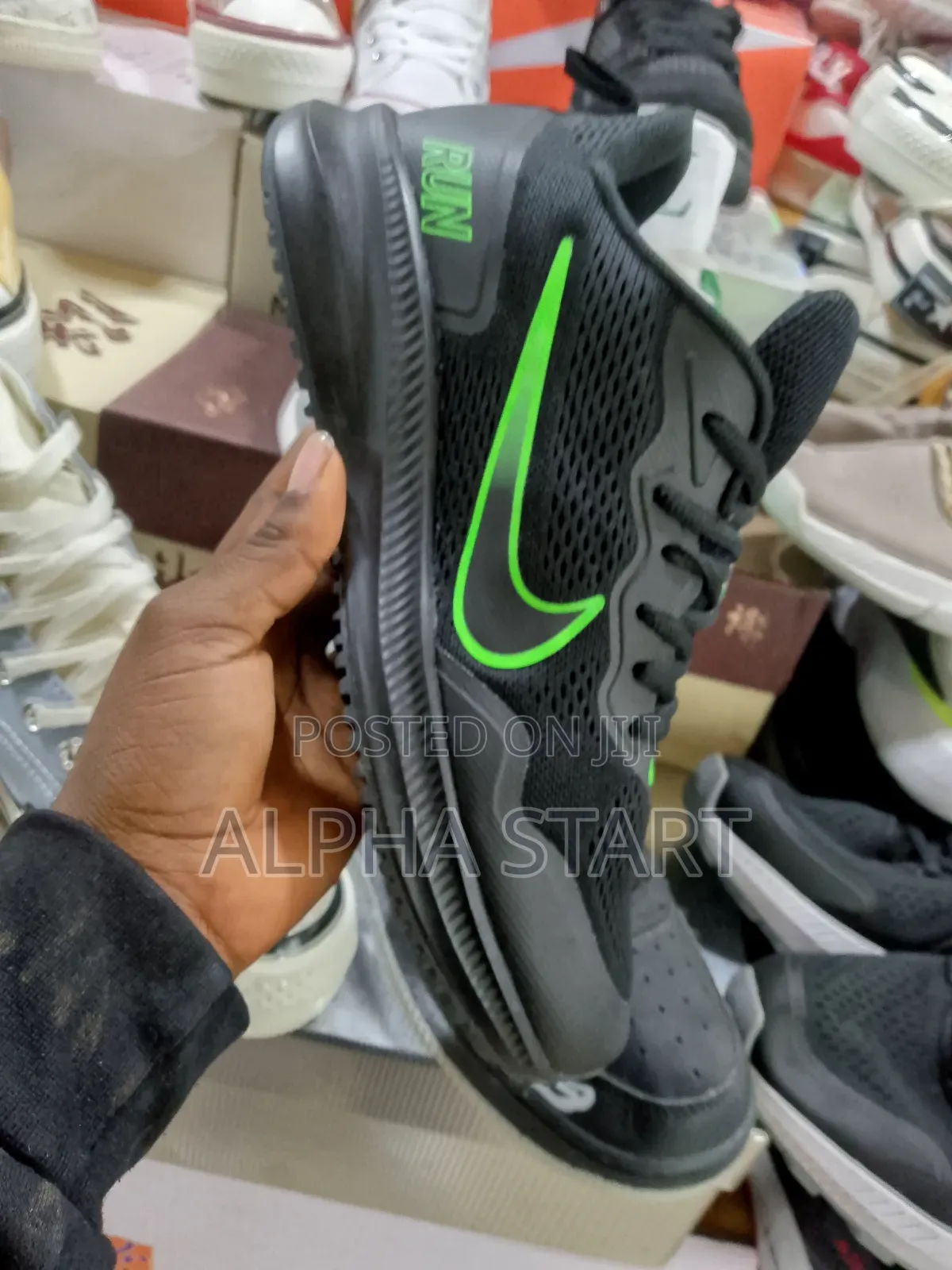 Nike RUN High Quality Sneaker