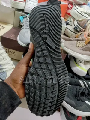 Nike RUN High Quality Sneaker