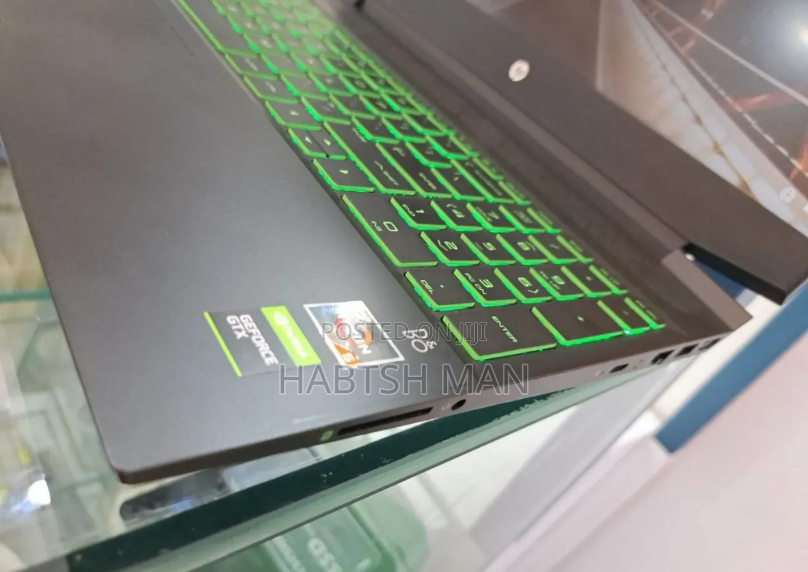 New Laptop HP Pavilion 15 8GB AMD Ryzen 5 SSD 512GB