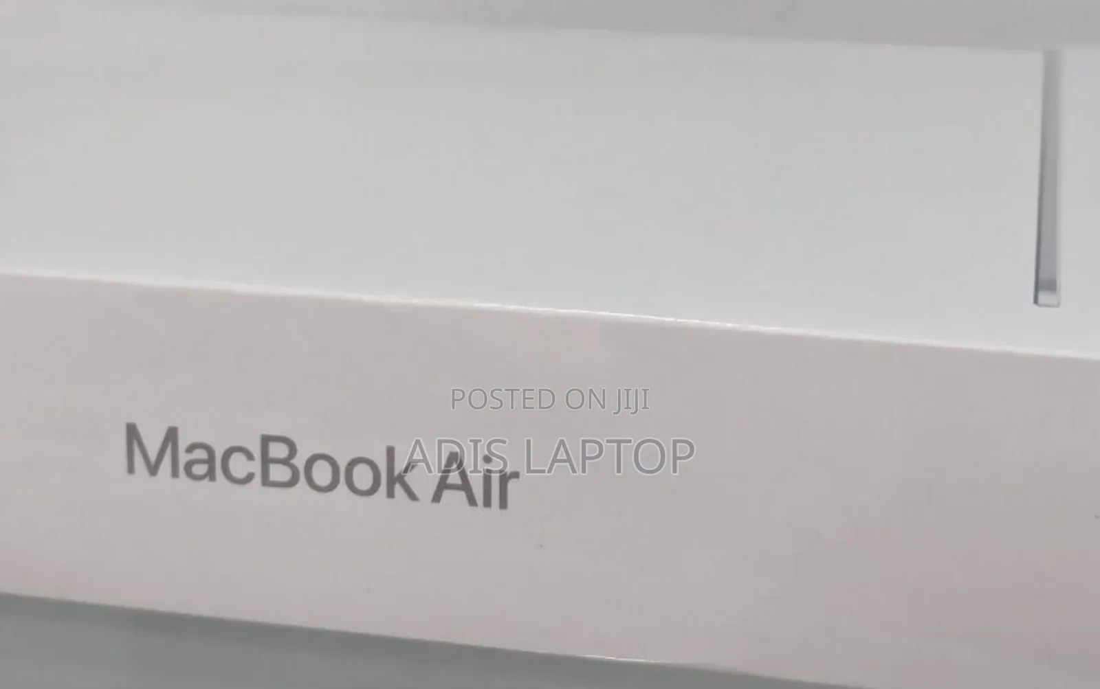 New Laptop Apple MacBook Air 2022 M2 8GB Apple M2 SSD 512GB