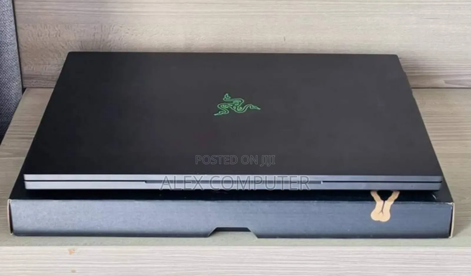 New Laptop Razer Blade 32GB Intel Core I9 SSD 2T