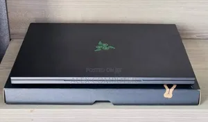 New Laptop Razer Blade 32GB Intel Core I9 SSD 2T