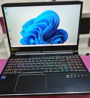 New Laptop Acer Predator Helios 300 16GB Intel Core I9 SSD 512GB