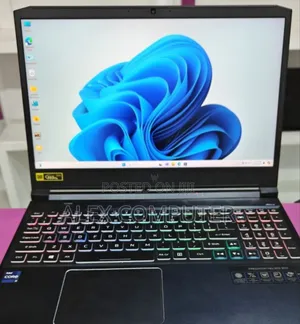 New Laptop Acer Predator Helios 300 16GB Intel Core I9 SSD 512GB